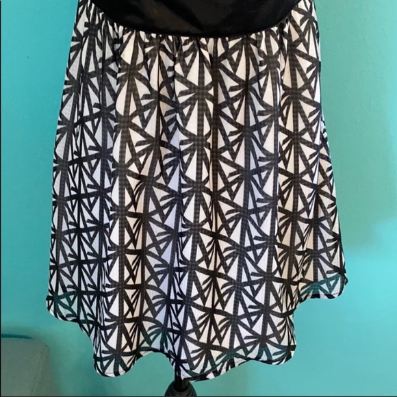 2B Bebe Pattern Strapless Lined Dress S - Picture 3 of 9